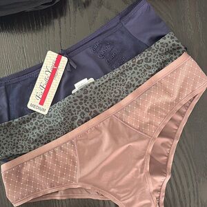 Cheeky Panty Pack Medium